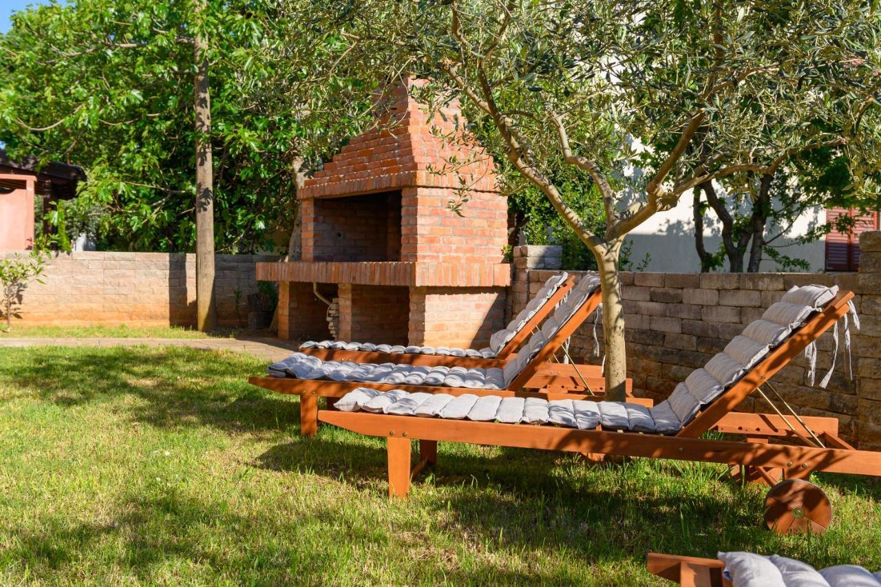 Ferienwohnung Kuca Lana Medulin Exterior foto