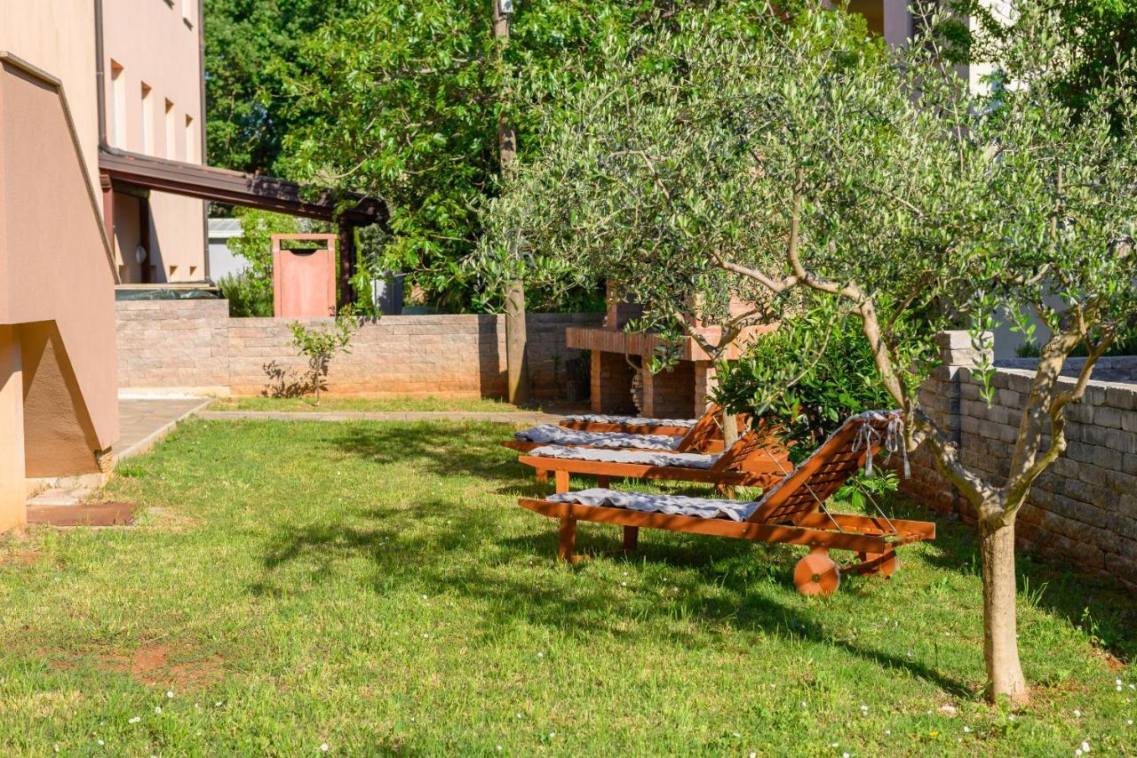 Ferienwohnung Kuca Lana Medulin Exterior foto