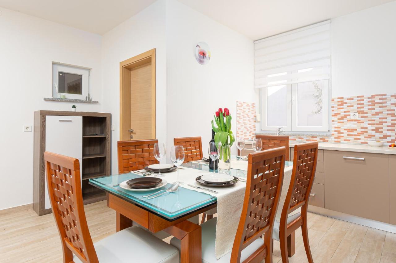 Ferienwohnung Kuca Lana Medulin Exterior foto