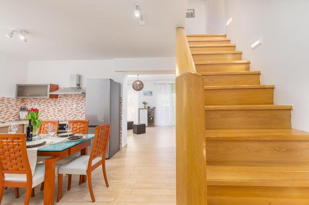 Ferienwohnung Kuca Lana Medulin Exterior foto