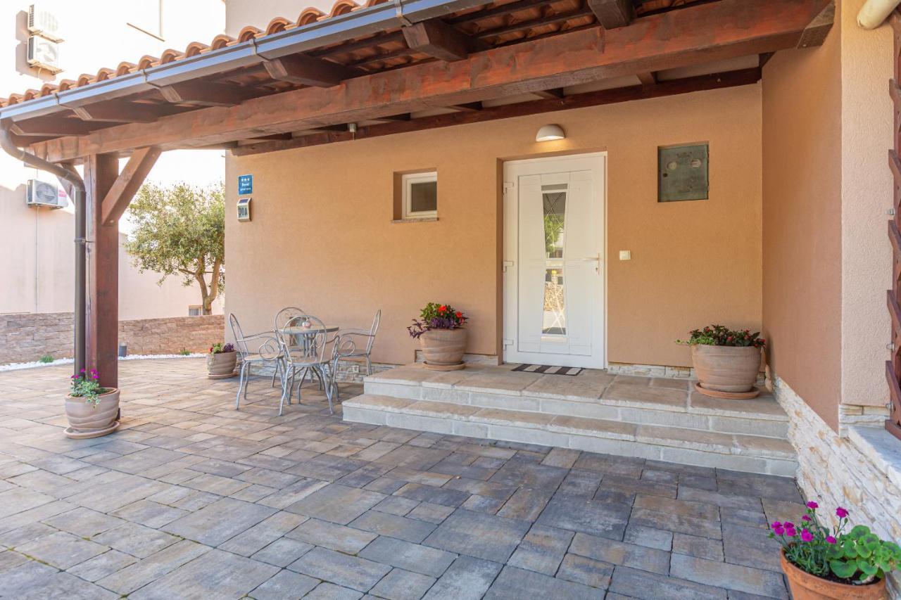 Ferienwohnung Kuca Lana Medulin Exterior foto