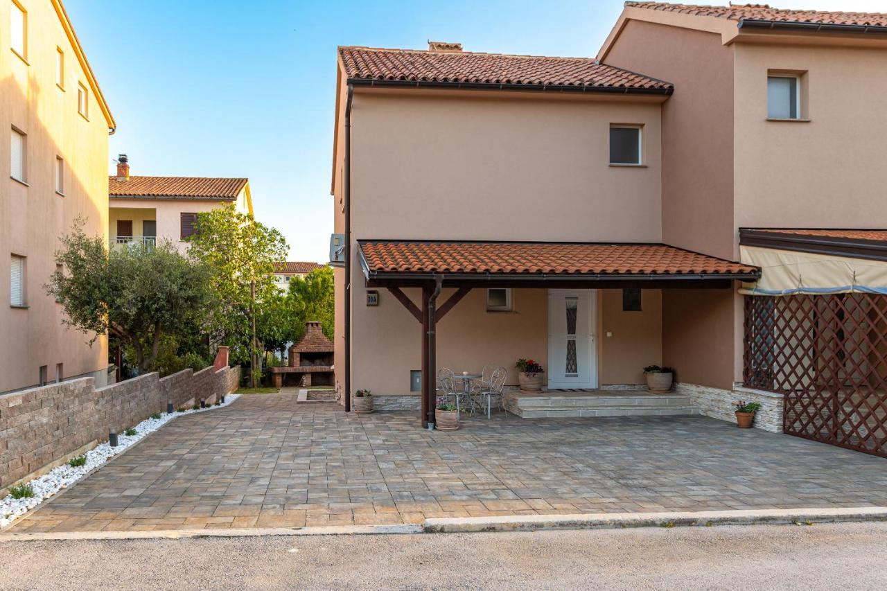 Ferienwohnung Kuca Lana Medulin Exterior foto